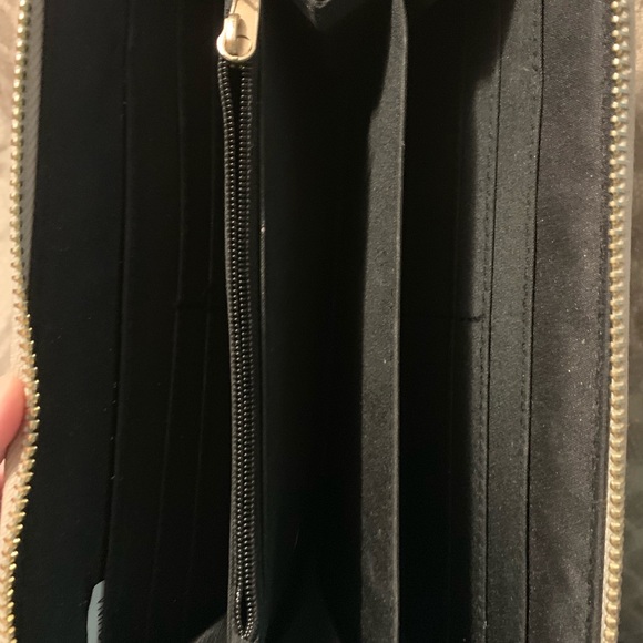 Wallet - Picture 1 of 3